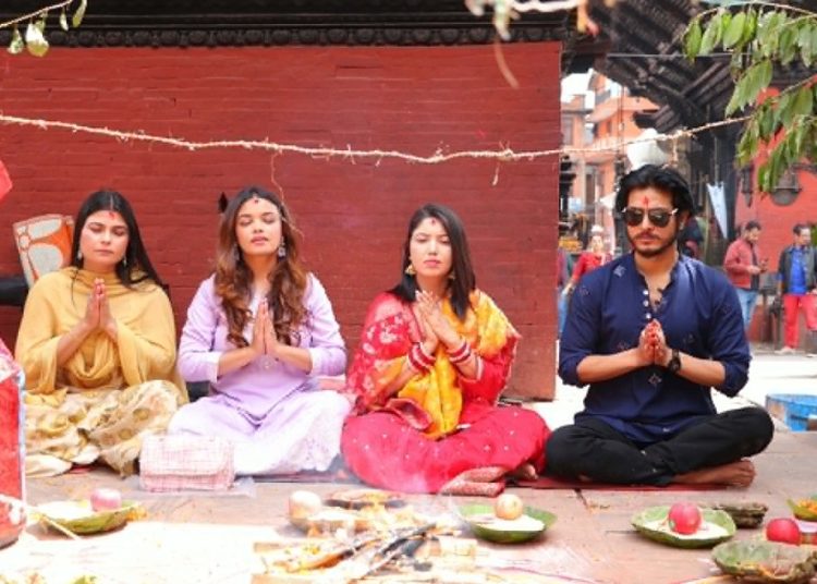 शङ्ख धुन र पञ्चेबाजासहित ‘महाराजधिराज’को शुभमुहूर्त