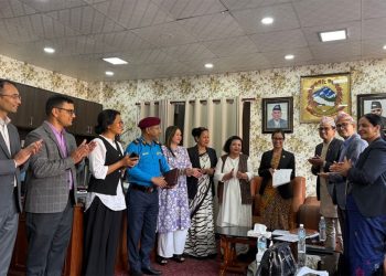 कानूनमन्त्रीले पदभार ग्रहणसँगै प्रतिवेदन बुझाइयो