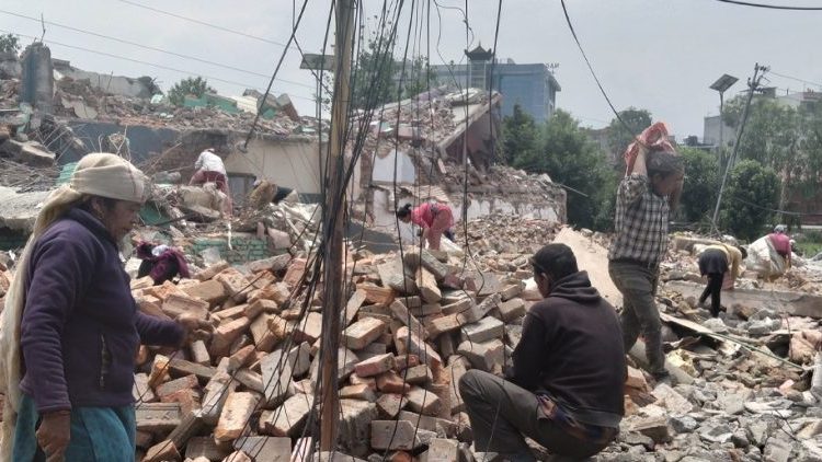 बालेन सरकार सर्वसत्तावाद उन्मुख