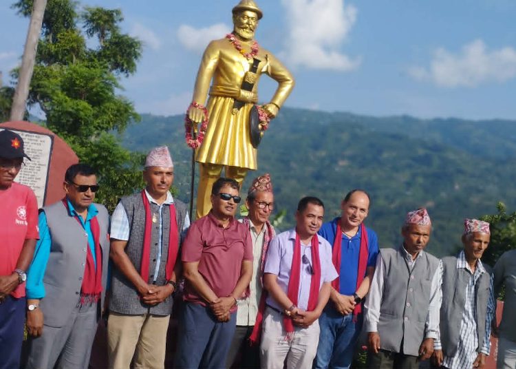 अमरसिंह थापाको जन्म गोरखाको सिरानचोकमा भएको इतिहासविद्हरूको दाबी