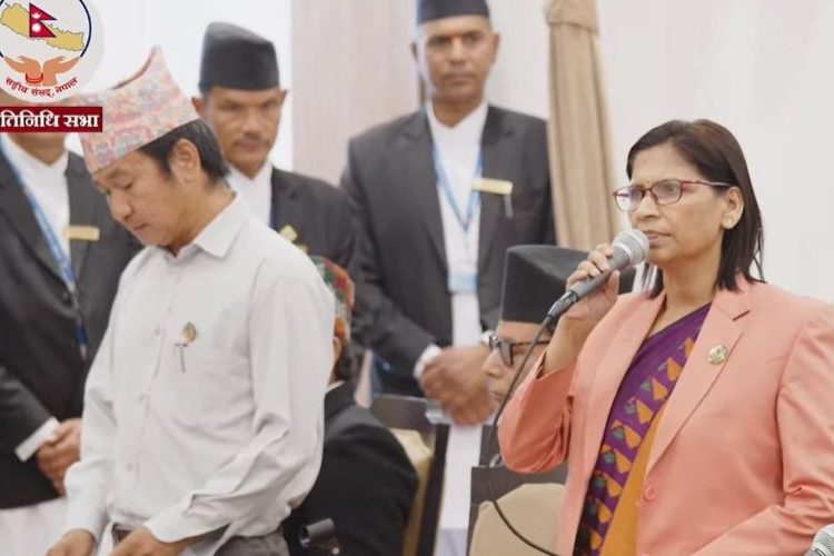 प्रधानमन्त्रीनले क्षमा माग्नैपर्ने अडान