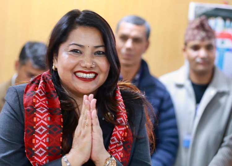 केपी मात्रै  समस्या हाेइन