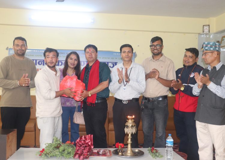 पत्रकार नवराज बजगाईको जन्मदिन असहायहरु रहेको ‘सेवा घर’ मा