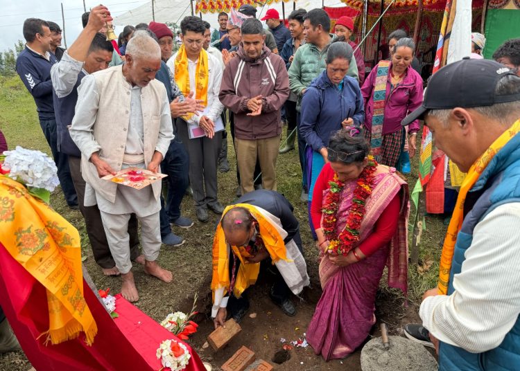 सोलुखुम्बुमा गुम्बा भवनको शिलान्यास समारोह