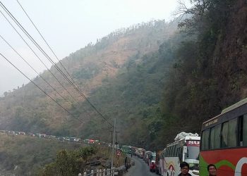 देशका विभिन्न प्रमुख राजमार्गमा यातायात प्रभावित