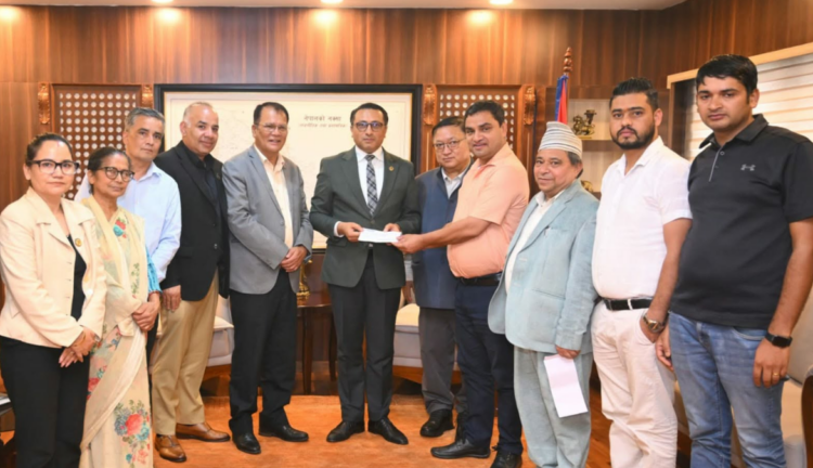 कांग्रेशद्वारा उद्धार कोषमा एक करोड रुपैयाँ सहयोग प्रदान