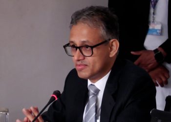 वायुसेवा निगमद्वारा नीतिगत जटिलता फुकाइदिन आग्रह